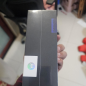 motorola折叠手机，才3000多